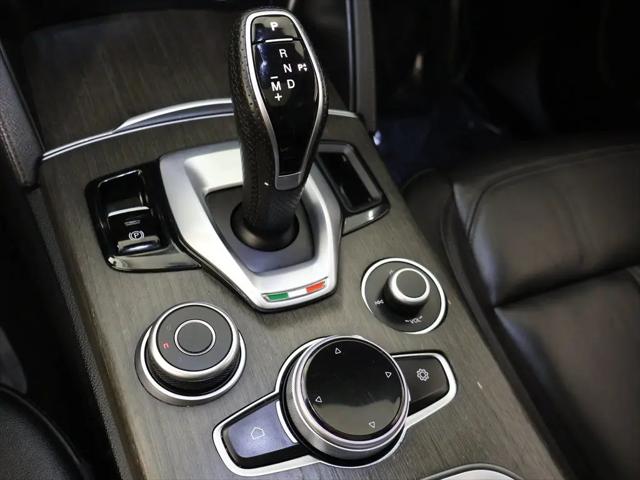 2022 Alfa Romeo Stelvio Ti AWD