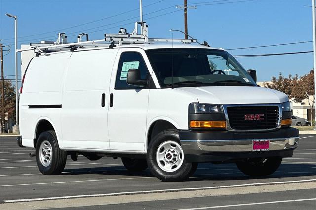 2023 GMC Savana Cargo RWD 2500 Regular Wheelbase Work Van