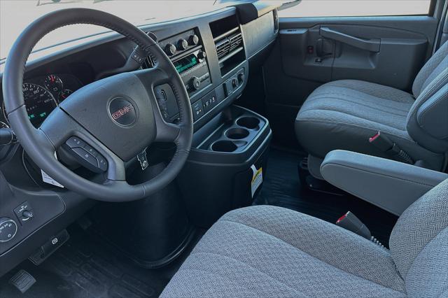 2023 GMC Savana Cargo RWD 2500 Regular Wheelbase Work Van