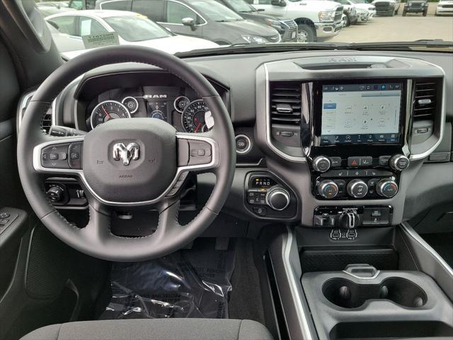 2023 RAM Ram 1500 RAM 1500 BIG HORN CREW CAB 4X4 57 BOX