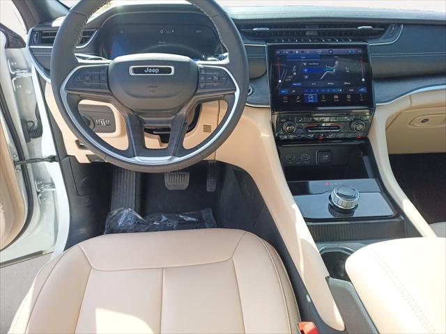 2024 Jeep Grand Cherokee GRAND CHEROKEE L LIMITED 4X2