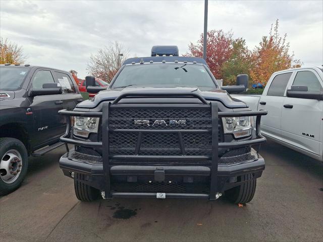 2022 RAM 5500 Chassis Tradesman/SLT