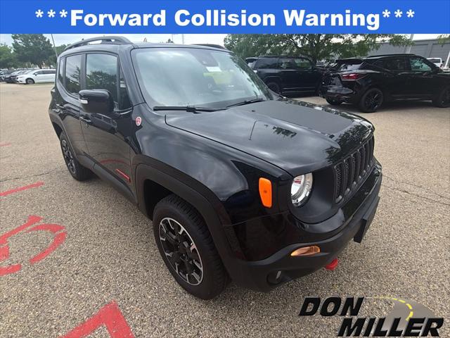 2023 Jeep Renegade RENEGADE TRAILHAWK 4X4