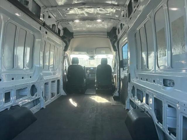 2021 Ford Transit Cargo Van T-350