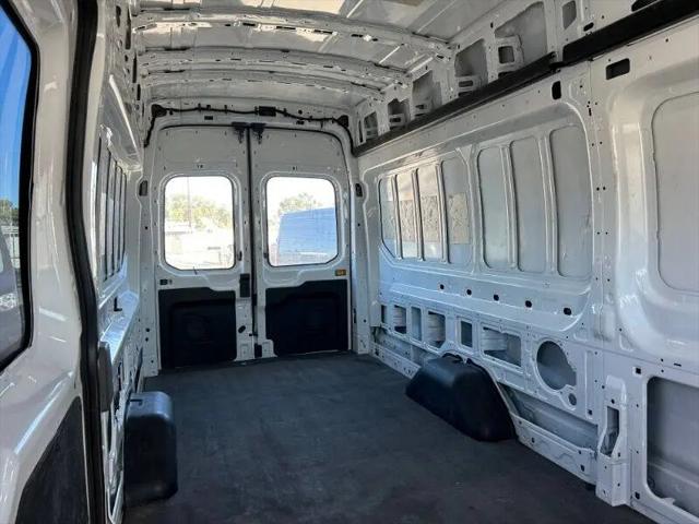 2021 Ford Transit Cargo Van T-350