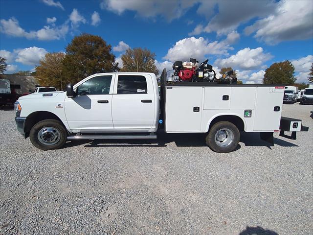 2024 RAM Ram 3500 Chassis Cab RAM 3500 TRADESMAN CREW CAB CHASSIS 4X4 60 CA