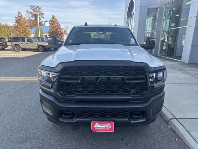 2024 RAM Ram 3500 RAM 3500 TRADESMAN CREW CAB 4X4 8 BOX