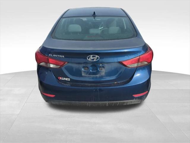 2015 Hyundai Elantra SE