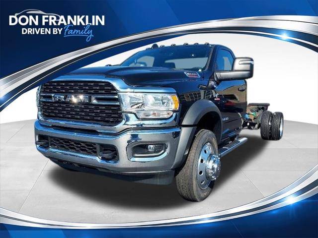 2024 RAM 5500 Chassis RAM 5500 SLT CHASSIS REGULAR CAB 4X4 120 CA