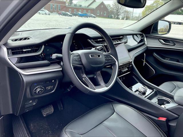 2024 Jeep Grand Cherokee Anniversary Edition