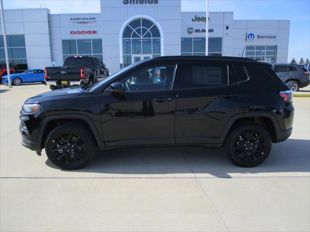 2024 Jeep Compass COMPASS LATITUDE 4X4