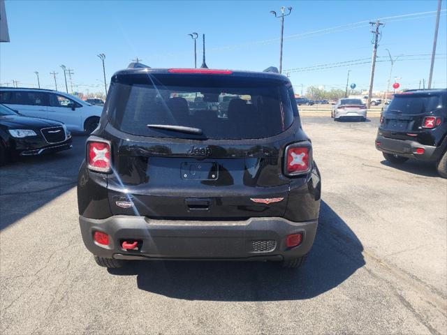 2023 Jeep Renegade RENEGADE TRAILHAWK 4X4