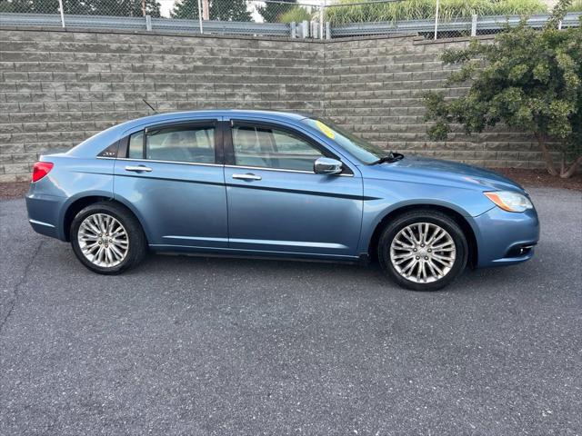 2011 Chrysler 200 Limited 2011 Chrysler 200 Limited