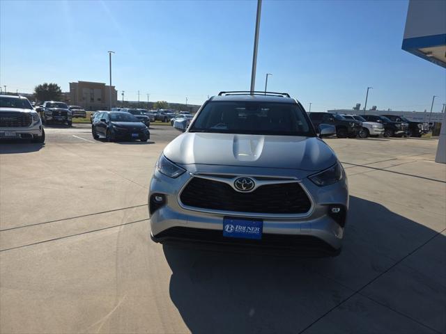 2023 Toyota Highlander LE 2023 Toyota Highlander LE