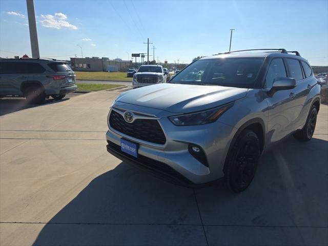 2023 Toyota Highlander LE 2023 Toyota Highlander LE