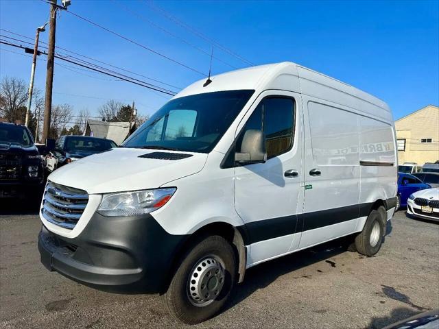 2019 Freightliner Sprinter Standard Roof V6