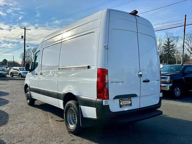 2019 Freightliner Sprinter Standard Roof V6