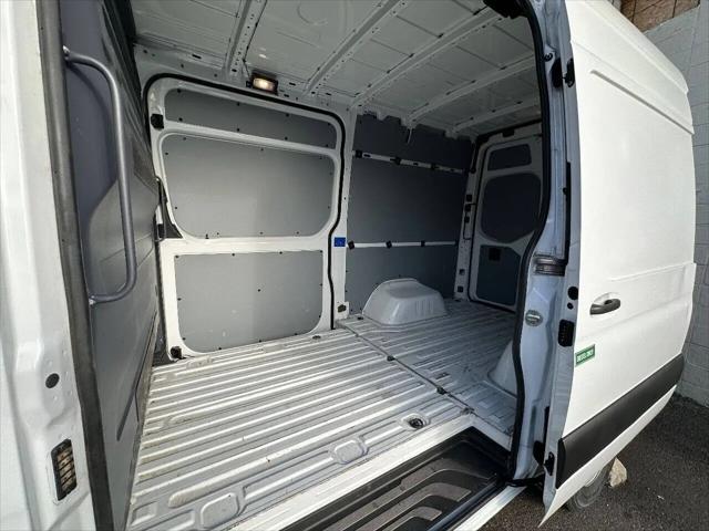 2019 Freightliner Sprinter Standard Roof V6