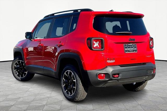 2023 Jeep Renegade RENEGADE TRAILHAWK 4X4