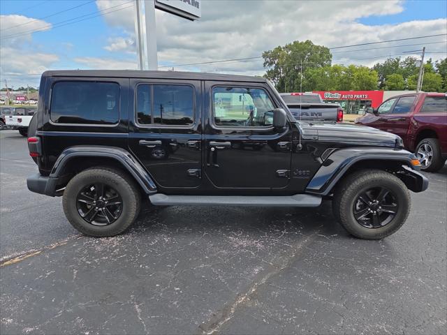 2020 Jeep Wrangler Unlimited Sahara Altitude 4X4