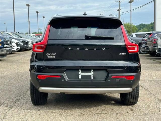 2023 Volvo XC40 B5 Plus Bright Theme
