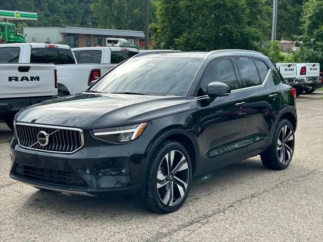 2023 Volvo XC40 B5 Plus Bright Theme for sale near Athens, OH