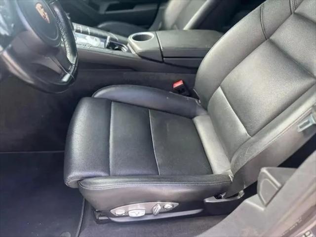 2015 Porsche Panamera 4