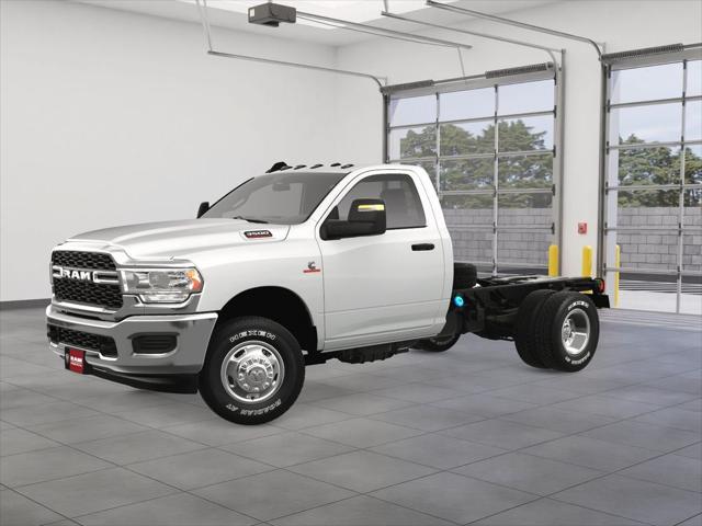 2024 RAM Ram 3500 Chassis Cab RAM 3500 TRADESMAN CHASSIS REGULAR CAB 4X4 60 CA 2024 RAM Ram 3500 Chassis Cab RAM 3500 TRADESMAN CHASSIS REGULAR CAB 4X4 60 CA