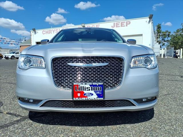 2021 Chrysler 300 Touring L