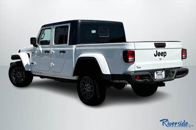 2024 Jeep Gladiator GLADIATOR SPORT S 4X4