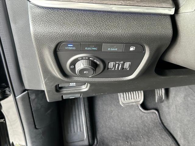 2022 Jeep Grand Cherokee 4xe Overland