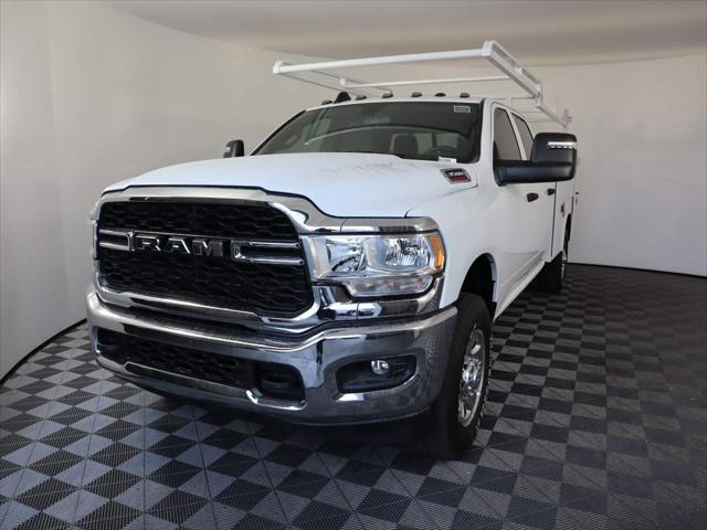 2023 RAM Ram 3500 RAM 3500 TRADESMAN CREW CAB 4X4 8 BOX