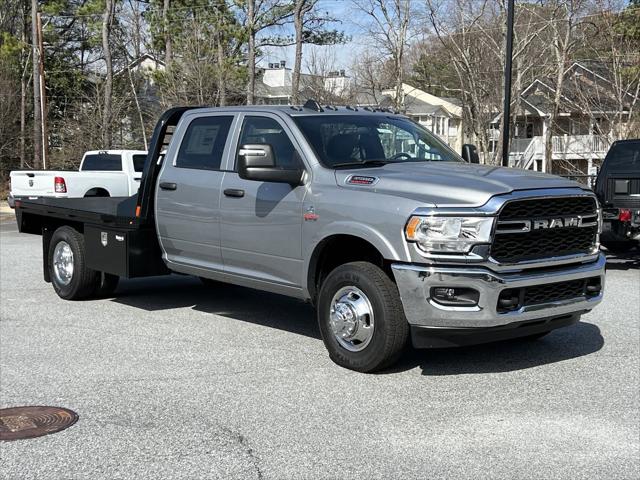 2024 RAM Ram 3500 Chassis Cab RAM 3500 TRADESMAN CREW CAB CHASSIS 4X4 60 CA