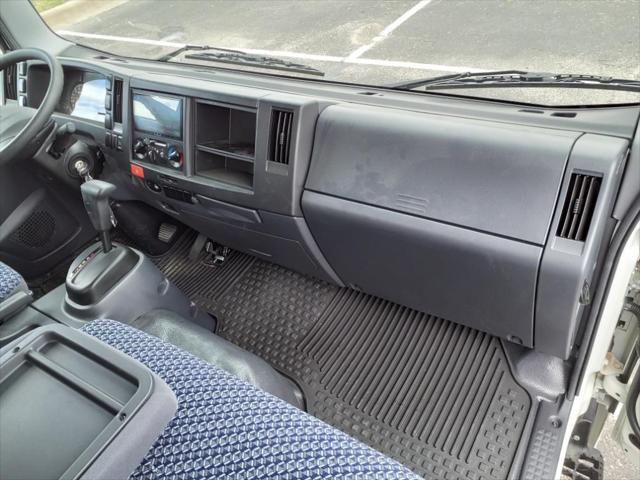 2024 Isuzu NPR Standard Cab