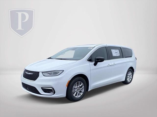 2024 Chrysler Pacifica PACIFICA TOURING L