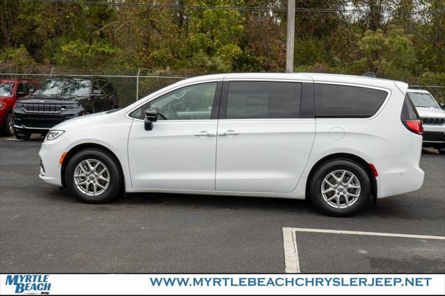 2024 Chrysler Pacifica PACIFICA TOURING L