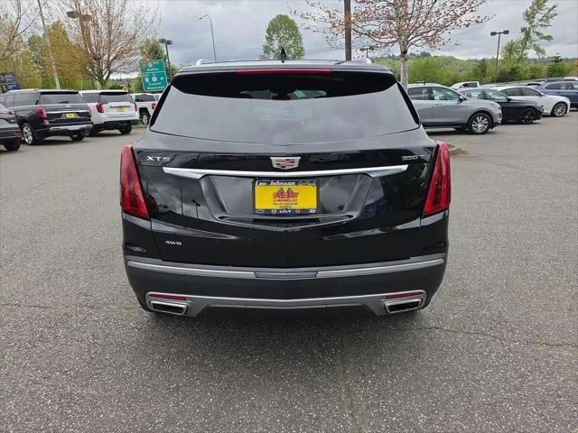 2022 Cadillac XT5 Premium Luxury