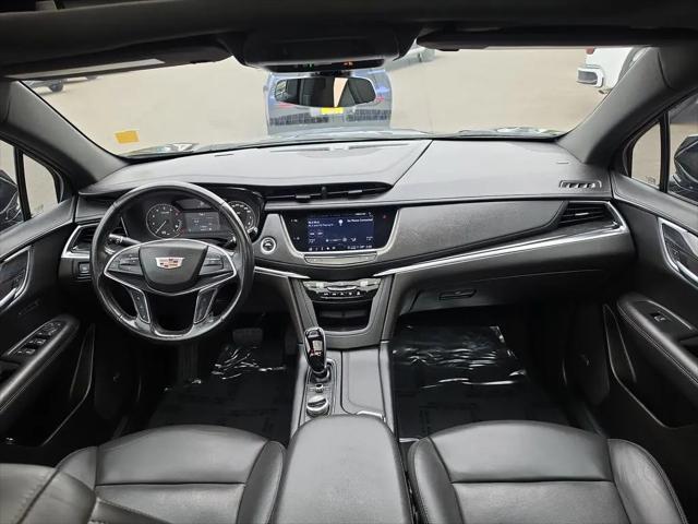 2022 Cadillac XT5 Premium Luxury