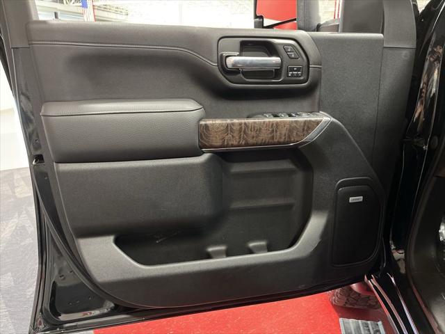 2021 GMC Sierra 2500HD 4WD Crew Cab Standard Bed Denali