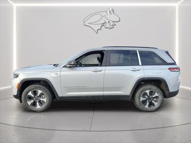 2024 Jeep Grand Cherokee 4xe GRAND CHEROKEE 4xe 2024 Jeep Grand Cherokee 4xe GRAND CHEROKEE 4xe