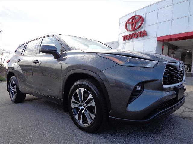 2022 Toyota Highlander XLE for sale in Johnstown, PA