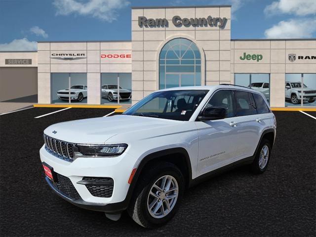 2023 Jeep Grand Cherokee GRAND CHEROKEE LAREDO 4X2