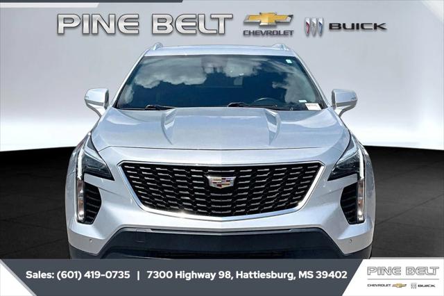 2022 Cadillac XT4 FWD Premium Luxury