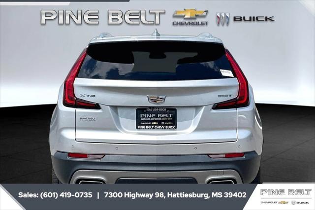 2022 Cadillac XT4 FWD Premium Luxury