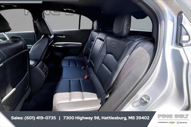 2022 Cadillac XT4 FWD Premium Luxury