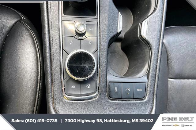 2022 Cadillac XT4 FWD Premium Luxury