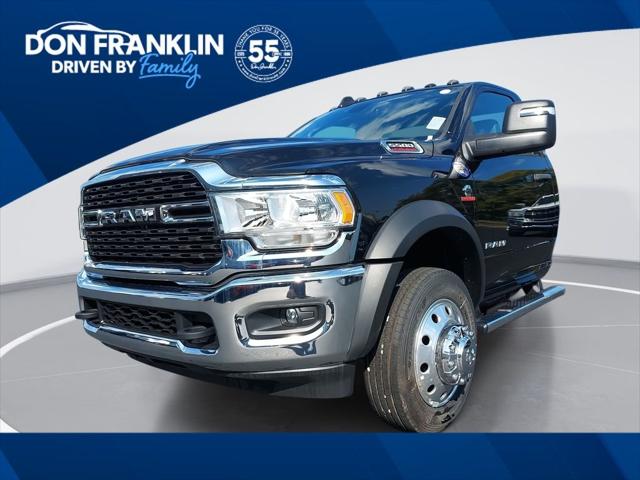 2024 RAM Ram 5500 Chassis Cab RAM 5500 SLT CHASSIS REGULAR CAB 4X4 120 CA