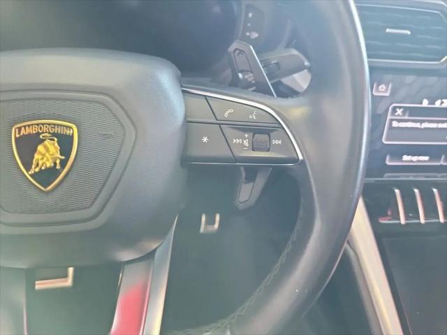 2022 Lamborghini Urus Graphite Capsule