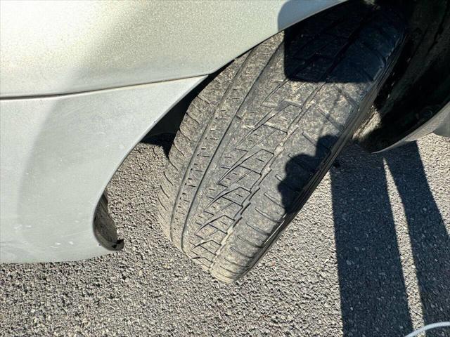 2005 Toyota Prius Base