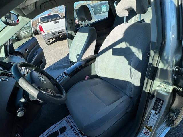 2005 Toyota Prius Base